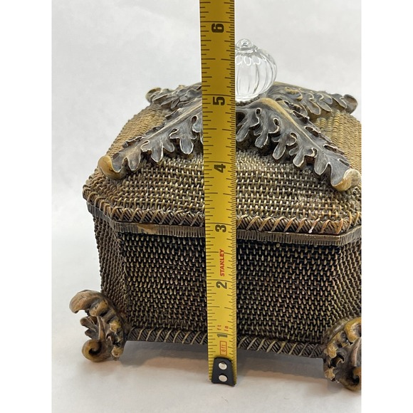 Vintage Heavy Resin with Knobed Lid Jewelry Earrings Rings Trinket Box - Picture 10 of 12